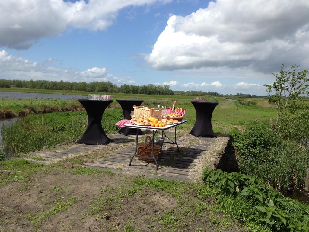 De Dames Van De Jonge Hotel Restaurant Giethoorn Exterior photo